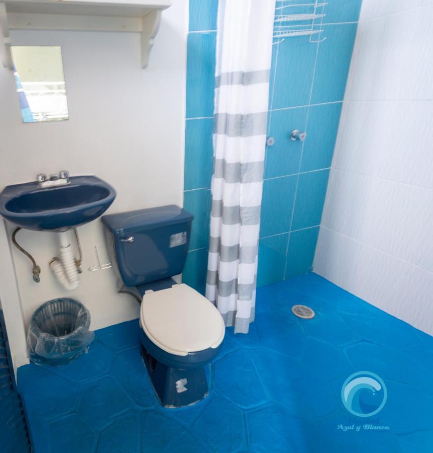 Hostal Azul Y Blanco Santa Cruz Huatulco Esterno foto