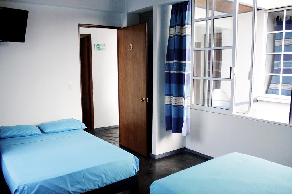 Hostal Azul Y Blanco Santa Cruz Huatulco Esterno foto